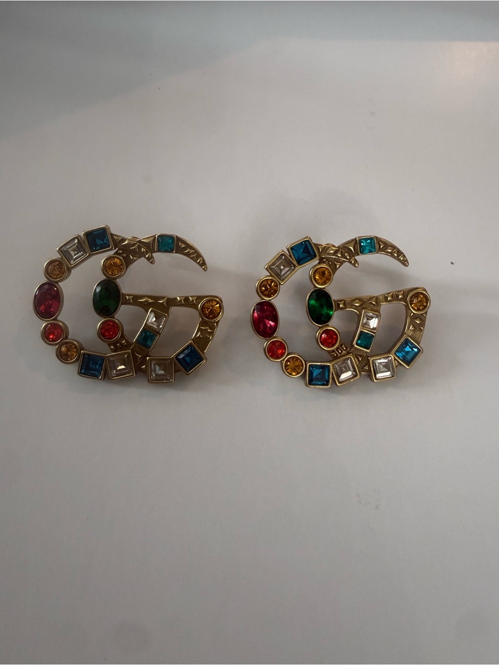 New Gucci large studs colorful stones